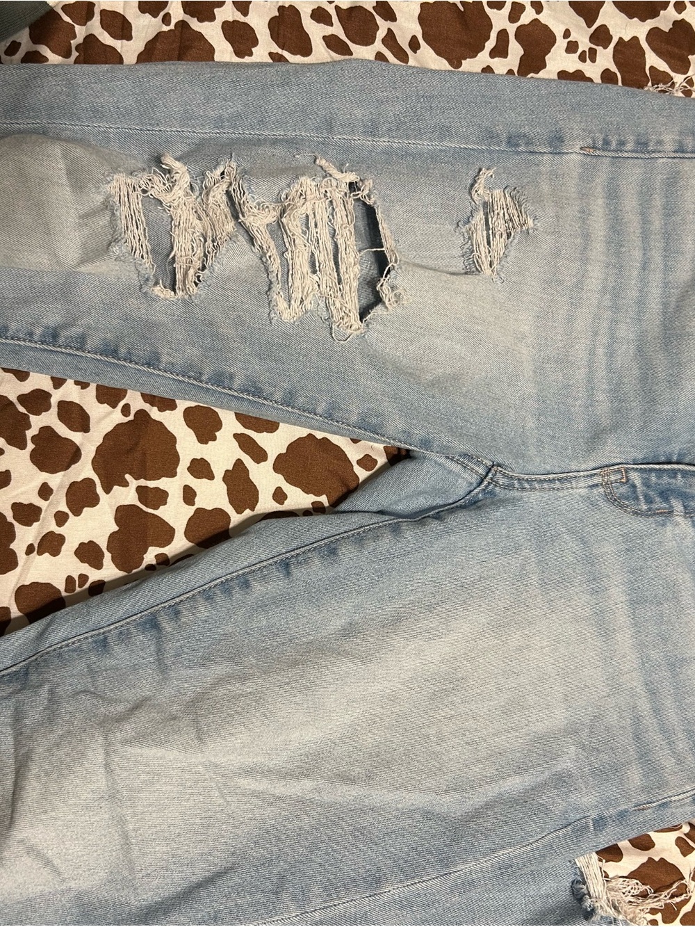 American Eagle Outfitters Light Blue Distressed Skinny Jeans